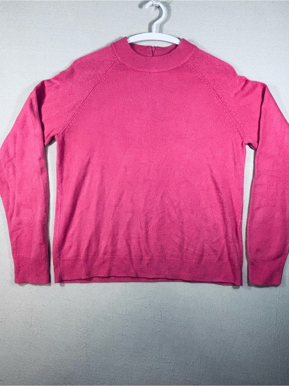 White Stag Bright Pink Wool Crewneck Sweater